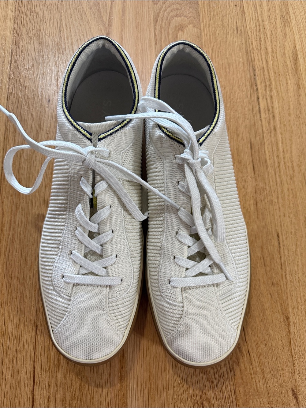 Rothy's The Lace Up Sneakers Vanilla Sz 10